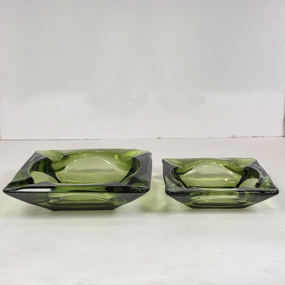Anchor Hocking Vintage Set Of Square Green Glass Ashtray Mid Century Modern